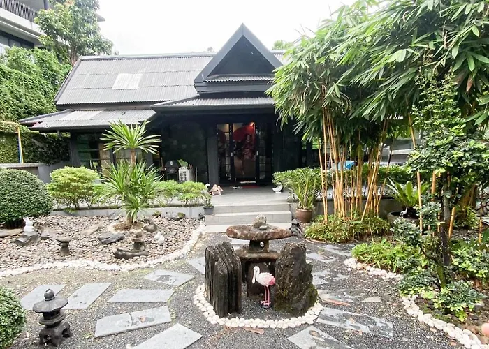 Jaokhun Kamala Villas